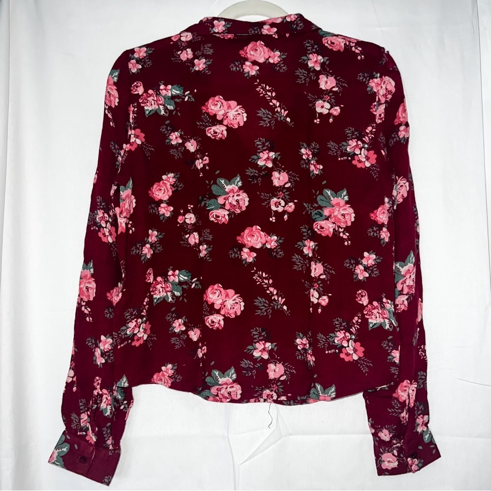DIVIDED by H&M Floral Burgundy V-Neck Cropped Blouse, Size 6 - Picture 11 of 11